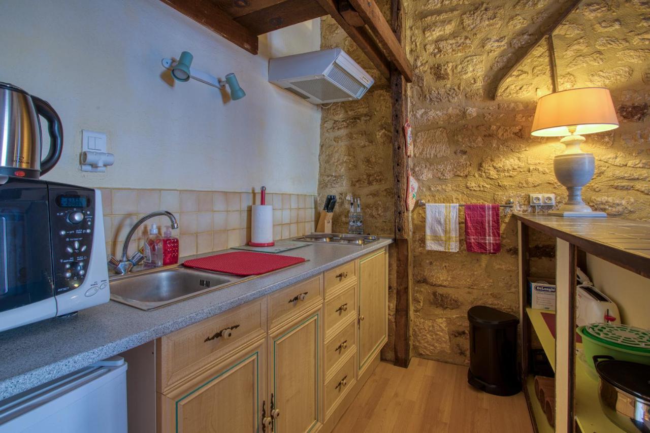 Les Flamboyants Apartment ซาร์ลา-ลา-กาเนดา ภายนอก รูปภาพ