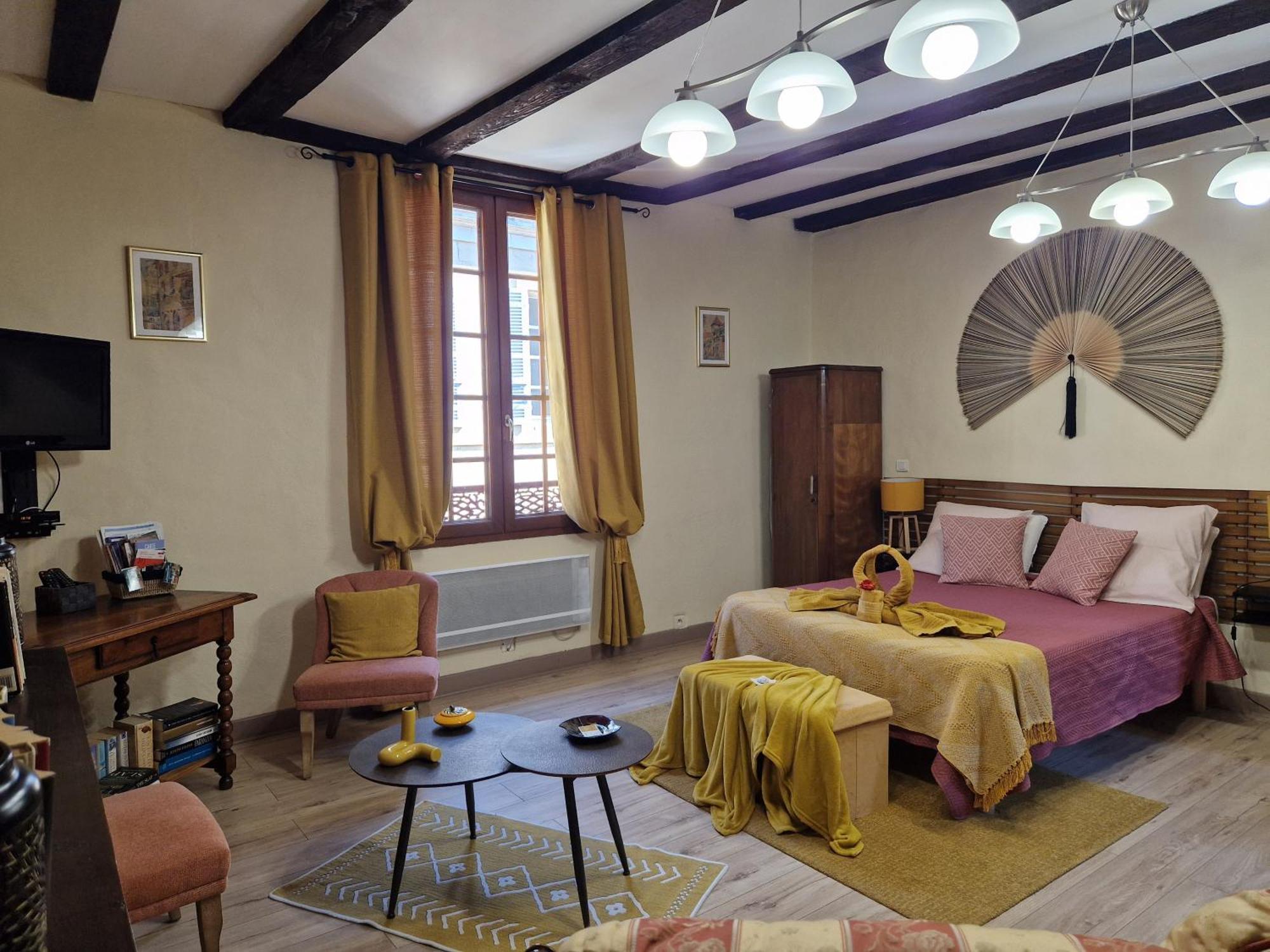Les Flamboyants Apartment ซาร์ลา-ลา-กาเนดา ภายนอก รูปภาพ