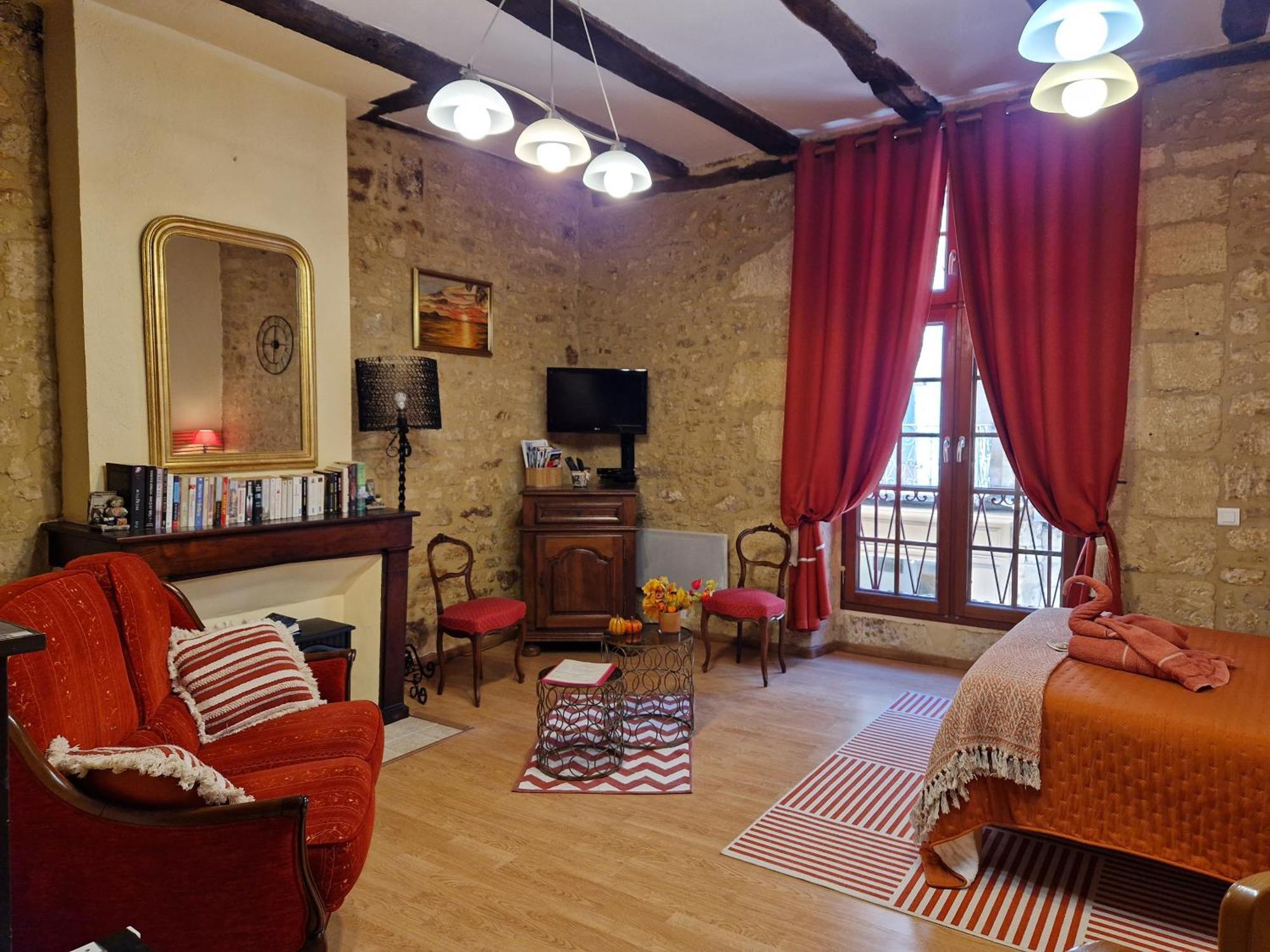 Les Flamboyants Apartment ซาร์ลา-ลา-กาเนดา ภายนอก รูปภาพ